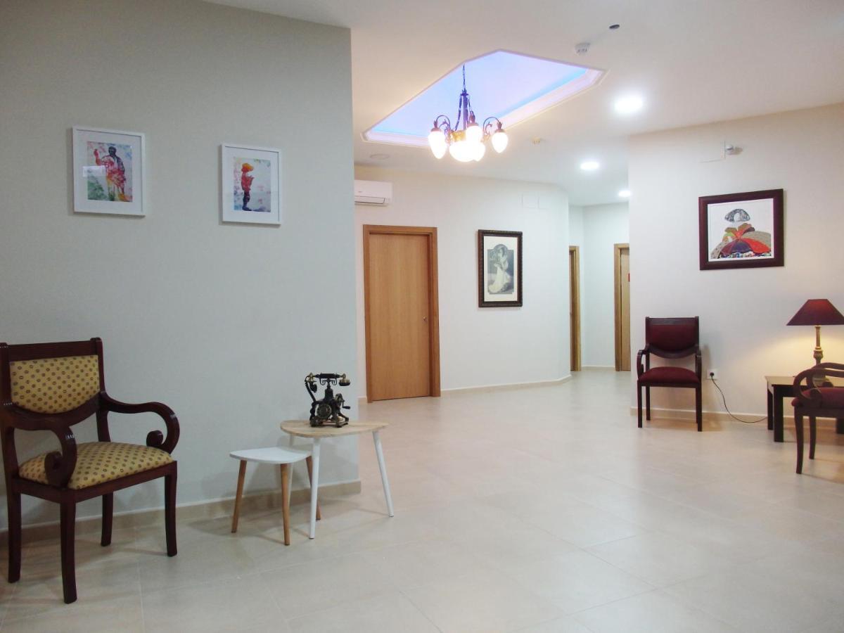 Hostal Montemayor 莫吉尔 外观 照片