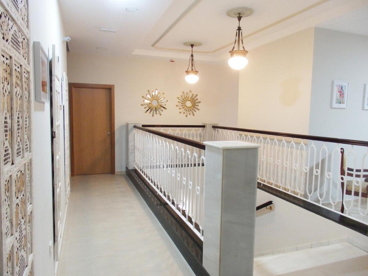 Hostal Montemayor 莫吉尔 外观 照片