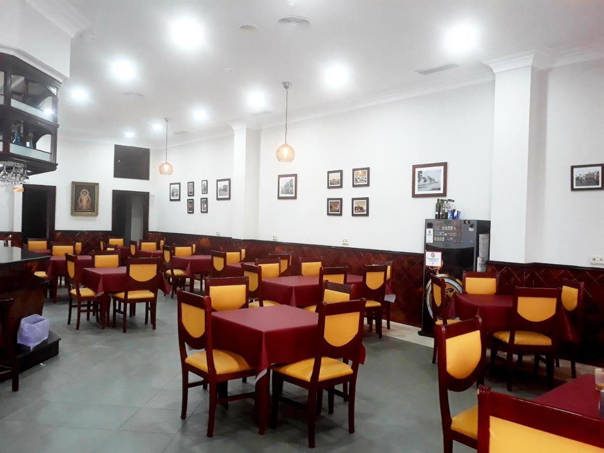 Hostal Montemayor 莫吉尔 外观 照片