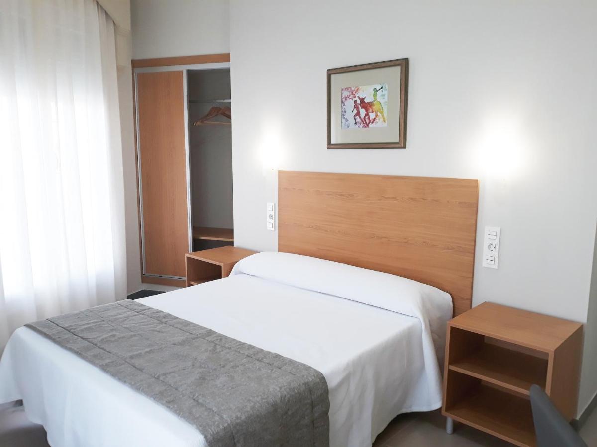Hostal Montemayor 莫吉尔 外观 照片